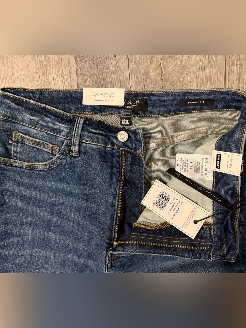 Judy Blue High-Rise Skinny Jeans in Medium Blue